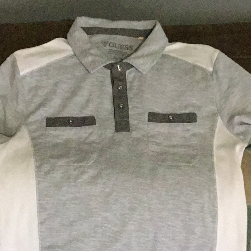 Men’s guess polo shirt size medium